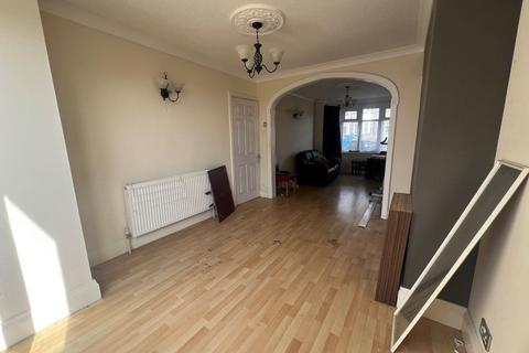 3 bedroom semi-detached house for sale, 38 Bayford Avenue, Sheldon, Birmingham, B26 3LB