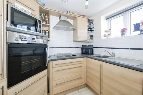 2 bedroom flat for sale, Coventry Road, Coleshill, Birmingham, Warwickshire, B46
