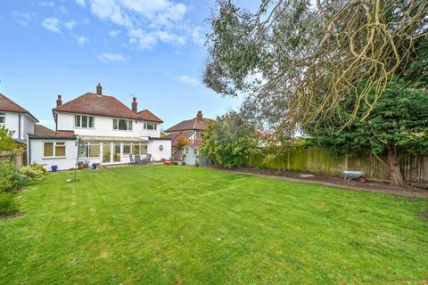 4 bedroom detached house for sale, Upperton Road, Sidcup