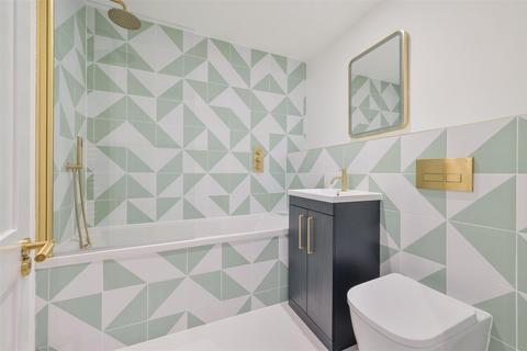 1 bedroom flat for sale, Flat 6, 57 Malden Road, Cheam