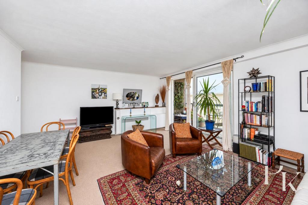 Apartment in Hove - View 4