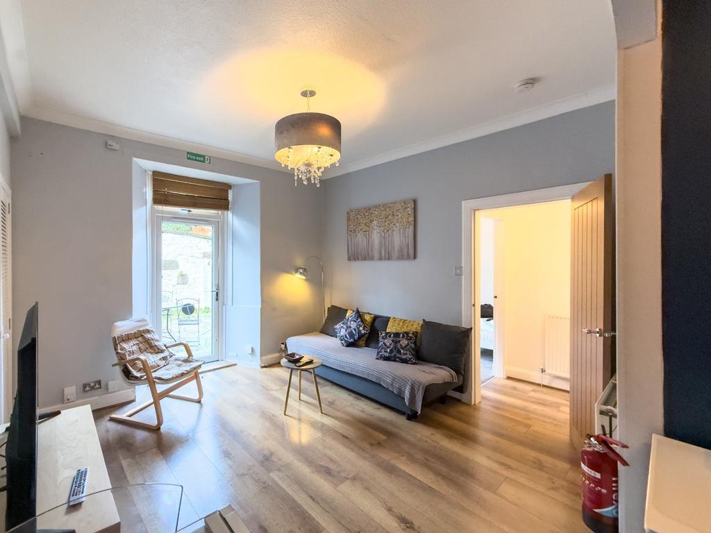 Apartment in Edinburgh - View 2