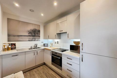 1 bedroom flat for sale, Medawar Drive, Callow House, NW7