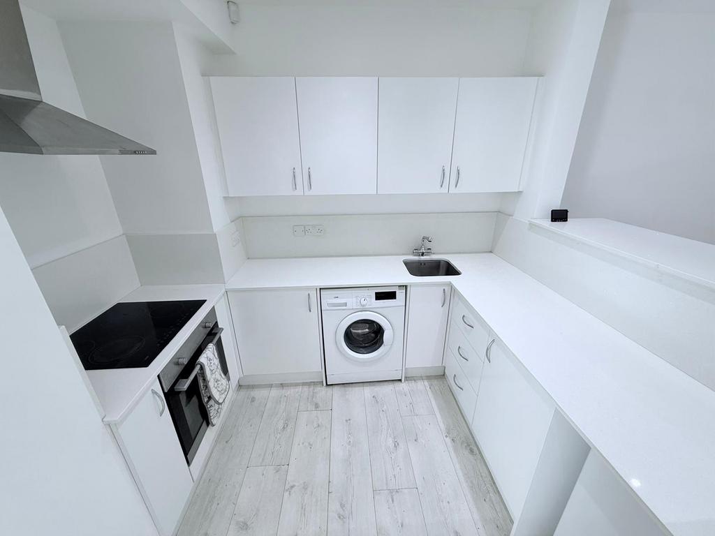 Apartment in Nottingham - View 2