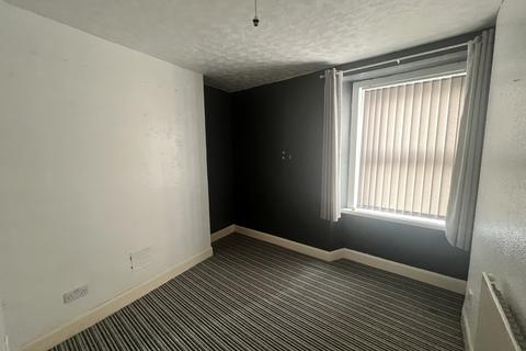 2 bedroom ground floor flat for sale, Lower Ground Floor and Ground Floor Flat, 26 Arundel Crescent, Plymouth, Devon PL1 5DY
