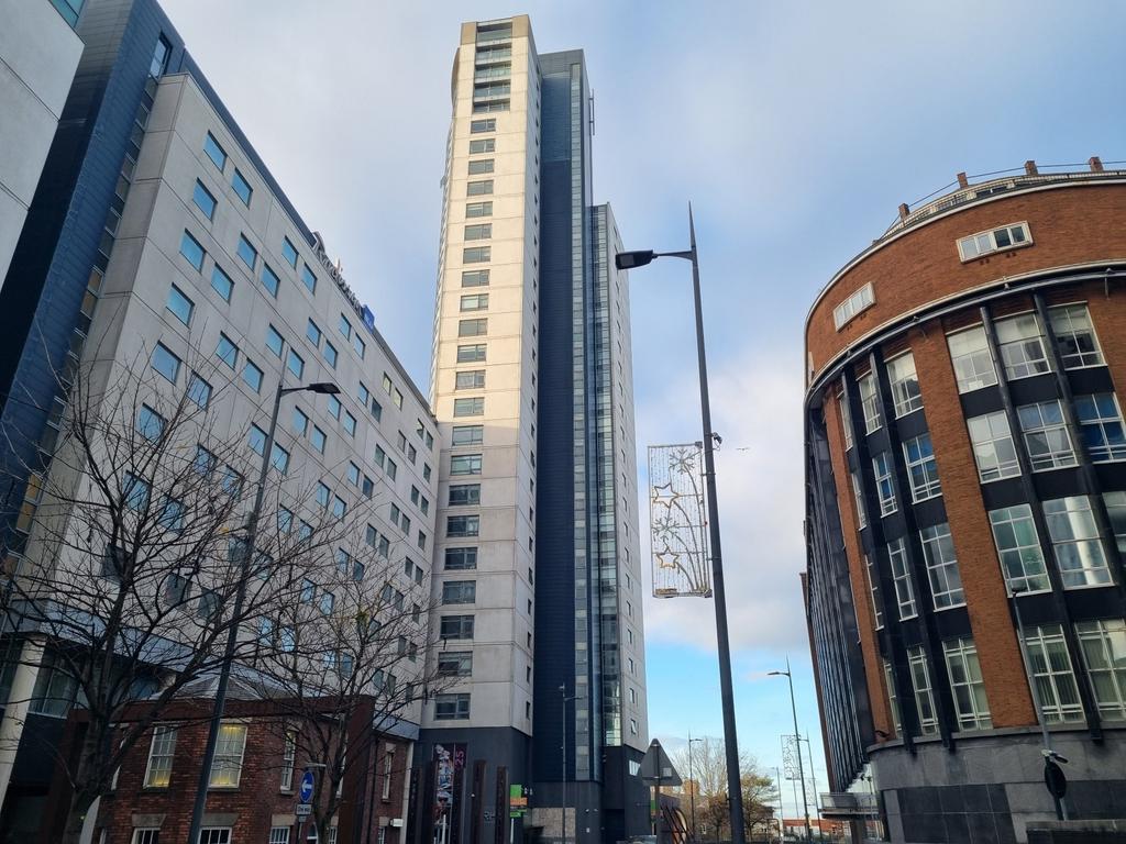 Apartment in Liverpool - View 5
