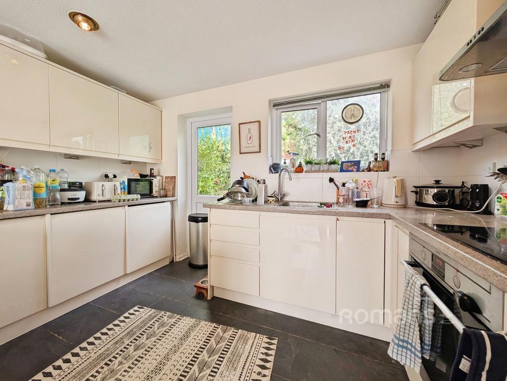 House in Reading - View 4