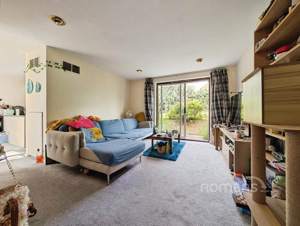 House in Reading - More