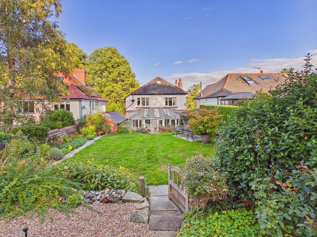 House in Sheffield, Kenwood, Nether Edge - View 2