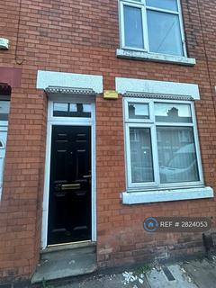 4 bedroom terraced house to rent, Raymond Road, Leicester, LE3