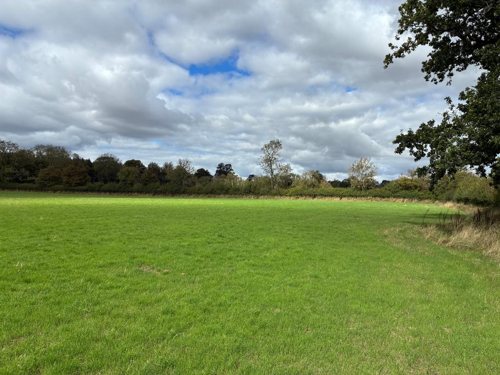 Barnsley, Cirencester, Gloucestershire, GL7 - View 4