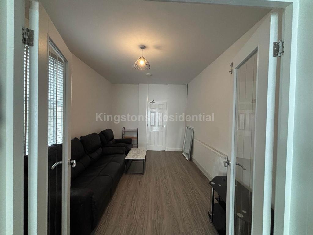 House in Cardiff - View 3