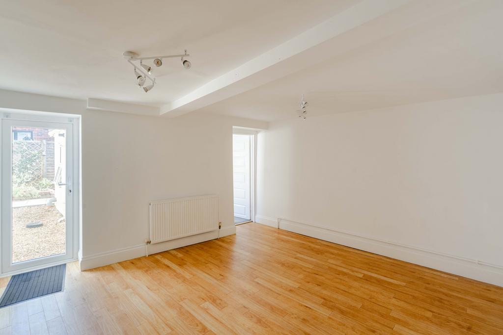 Apartment in Bristol - View 2