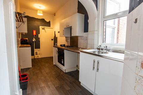 1 bedroom flat for sale, Cannock Road, Hednesford WS12