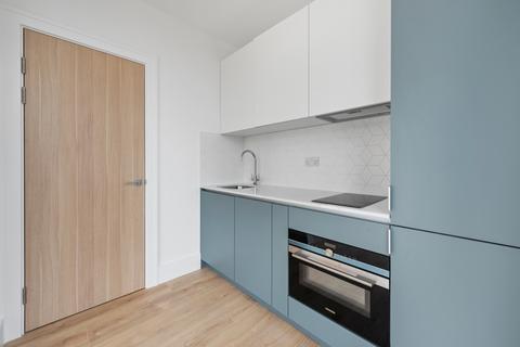 2 bedroom apartment to rent, Pyrcroft Road Chertsey KT16