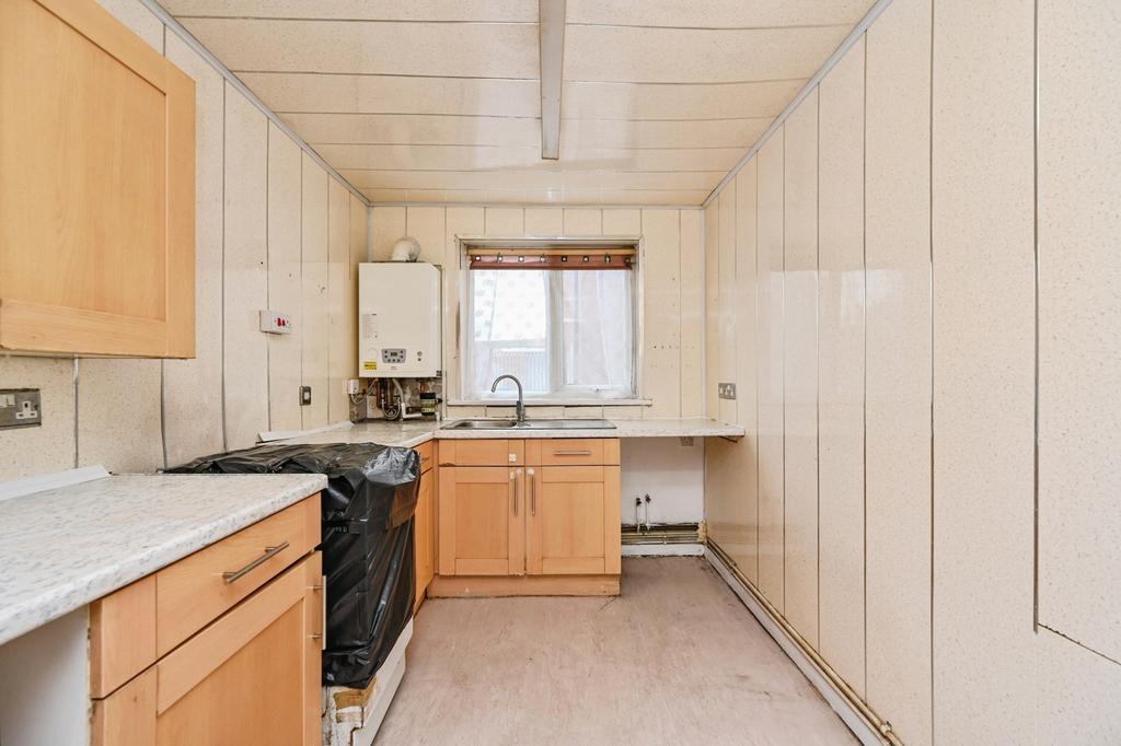 Apartment in Merseyside - More
