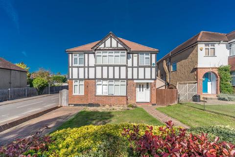 4 bedroom detached house for sale, Potter Street, Northwood, HA6