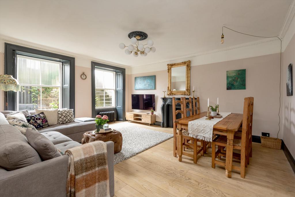 Apartment in Edinburgh - View 2