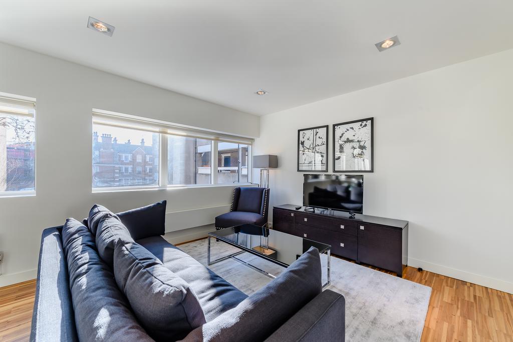 Apartment in London - View 5