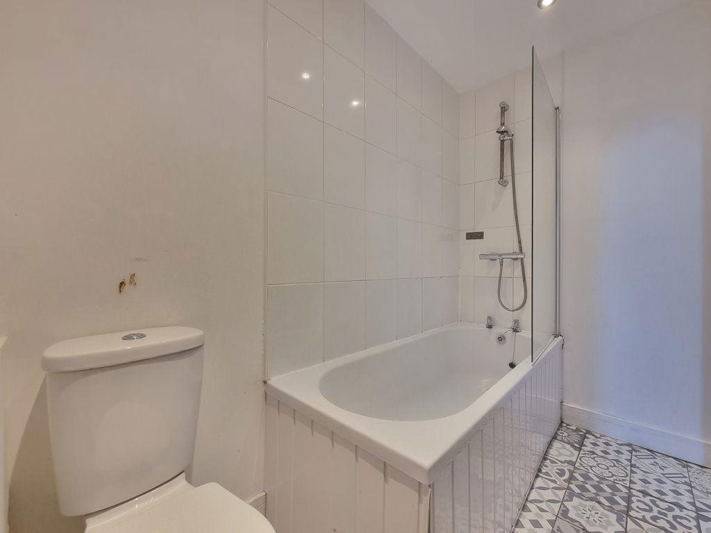 Apartment in Leicester - View 2