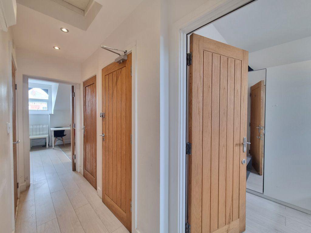 Apartment in Leicester - View 5