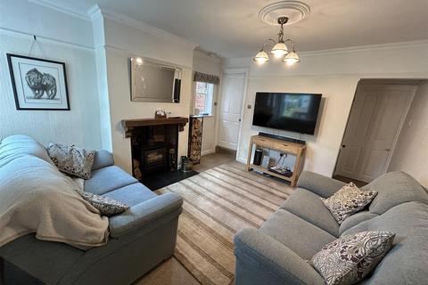 3 bedroom cottage for sale, Park Road, Moira DE12