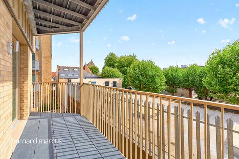 2 bedroom apartment for sale, High Road, Finchley, London, N12