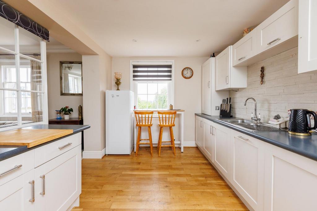 Apartment in Bristol, Brislington - View 4