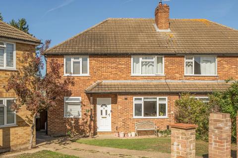2 bedroom maisonette for sale, Wolsey Close, Worcester Park, KT4