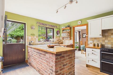4 bedroom detached house for sale, 10 Main Street, Driffield YO25