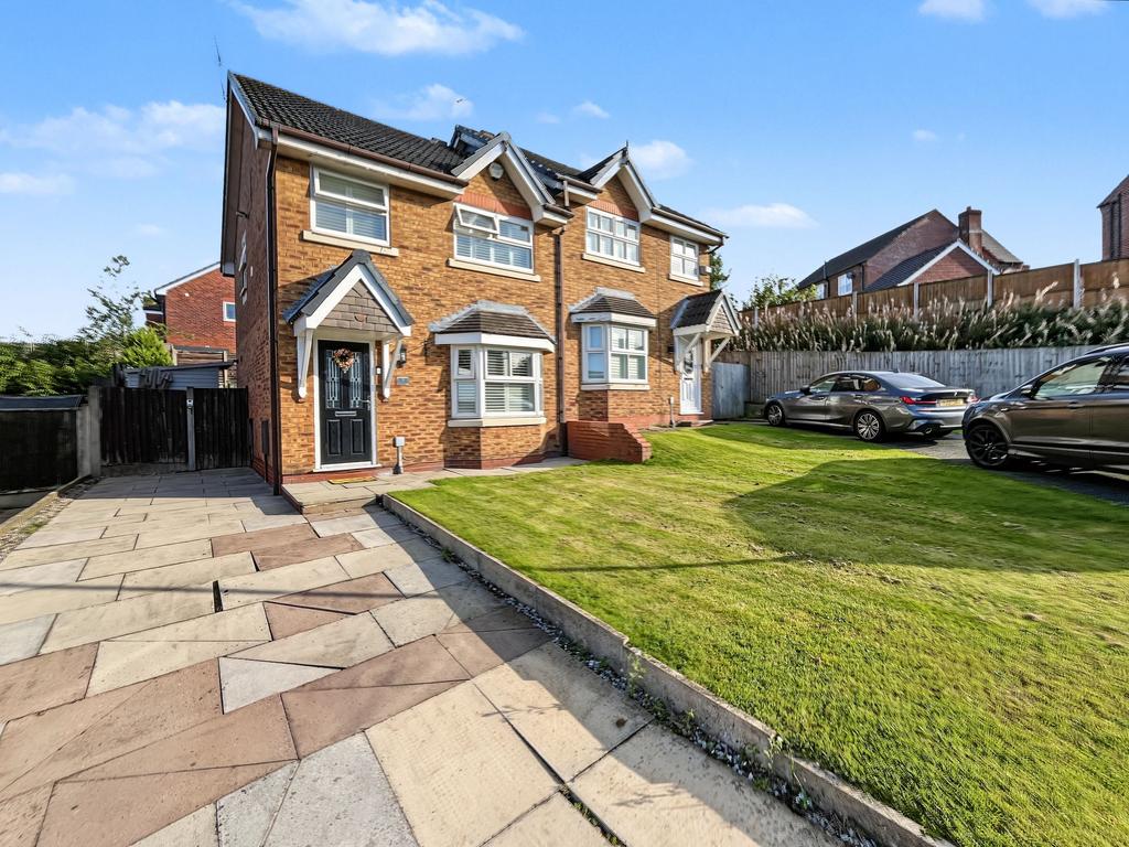 Hollins Brook Close, Unsworth, BL9