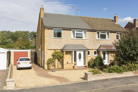 3 bedroom semi-detached house for sale, Fairway, Market Harborough