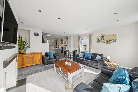 4 bedroom detached house for sale, Nairn Street, Dundee DD4