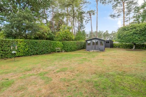 3 bedroom detached bungalow for sale, Vale Close, Farnham, GU10