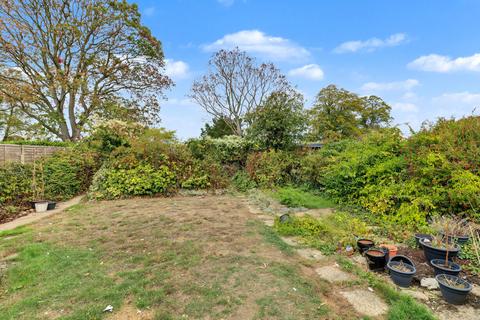 2 bedroom detached bungalow for sale, Iona Crescent, Cippenham SL1