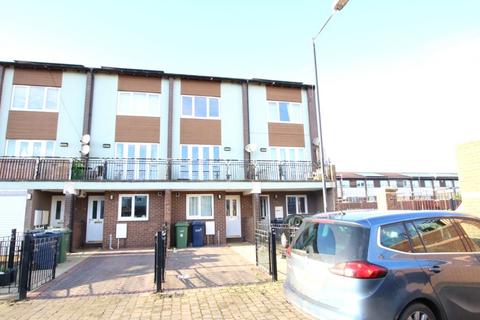 4 bedroom terraced house for sale, Ashgill, Washington NE37