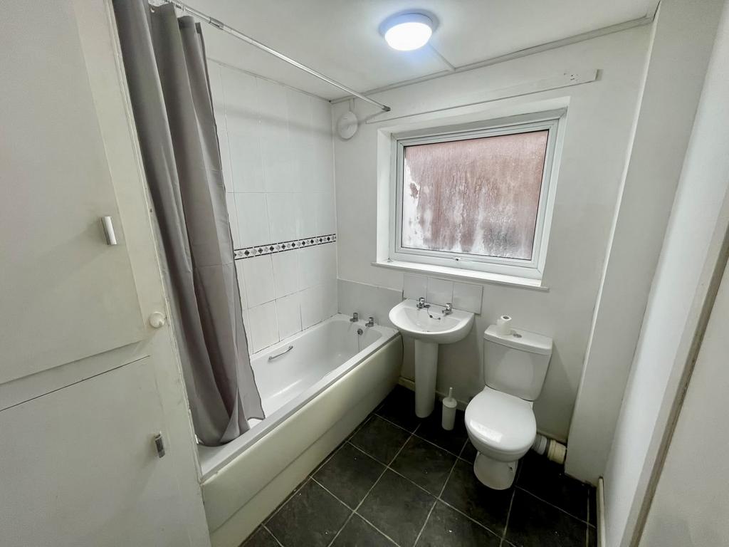 Apartment in Nottingham - More