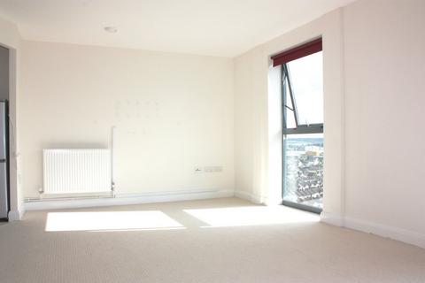 Studio for sale, London Road, Croydon