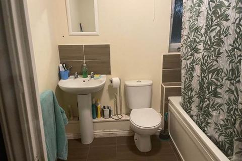 1 bedroom in a house share to rent, Cape Hill, Smethwick, B66