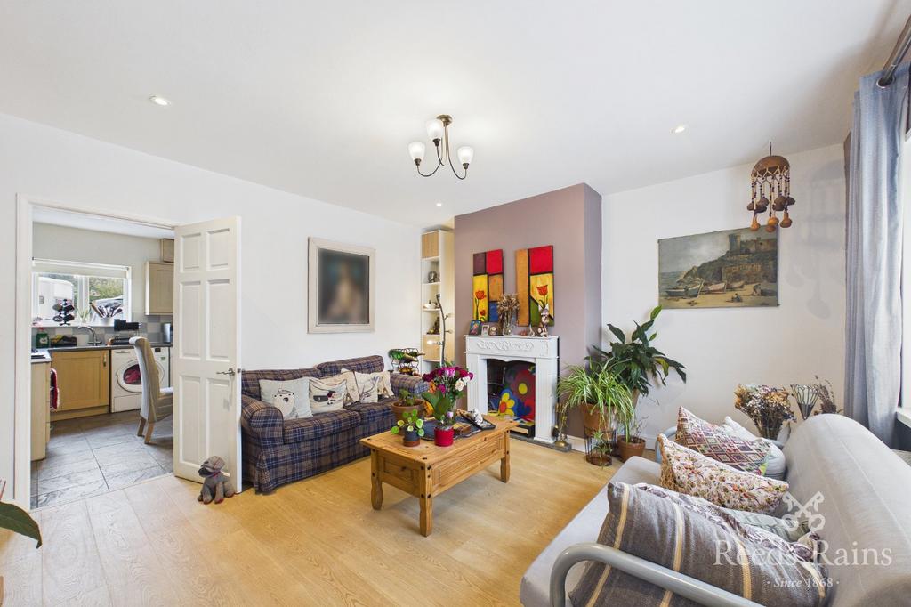 House in Leeds - View 2