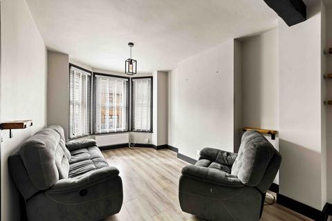 3 bedroom terraced house for sale, Alexandra Street, Folkestone, Folkestone, CT19