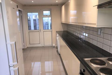 2 bedroom terraced house for sale, Trenchard Close, Stanmore, Middlesex, HA7 3SS
