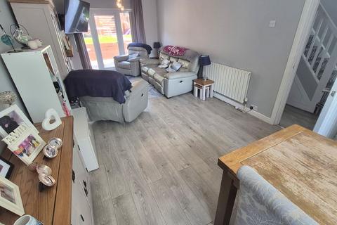 3 bedroom semi-detached house for sale, Warren Hill Road, Kingstanding, Birmingham, B44 8ES