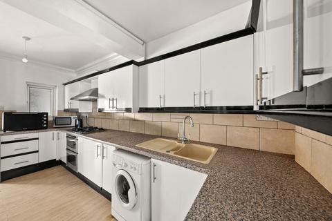 5 bedroom end of terrace house for sale, Hart Grove, Southall