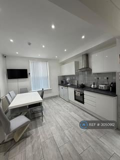 1 bedroom in a house share to rent, Granville Road, Liverpool, L15