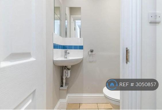 Apartment in Newcastle Upon Tyne - More