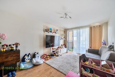 2 bedroom apartment for sale, Watson Place, London, SE25