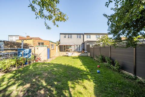 5 bedroom bungalow for sale, Gillmans Road, Orpington