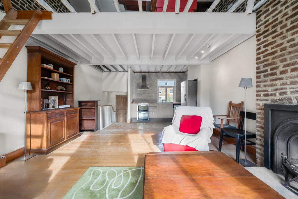 House in London - View 4