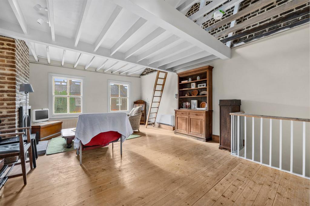House in London - View 5